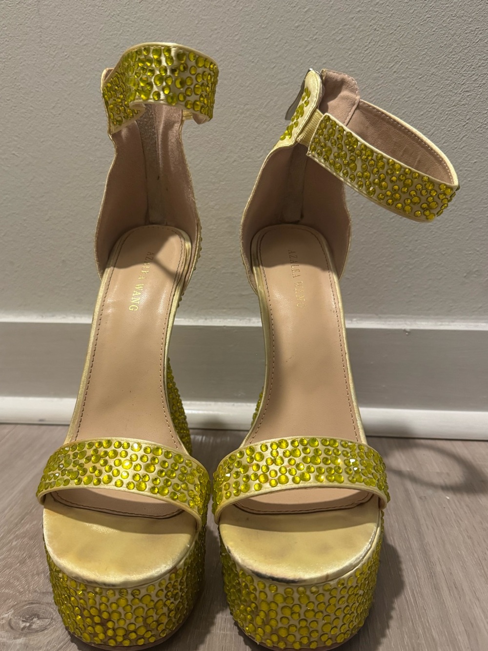 Azalea Wang Platforms - Picture 4 of 6